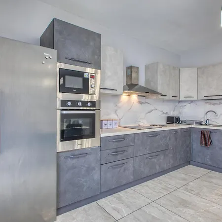 Luxury Malta Brand New By Sf Homes Διαμέρισμα *